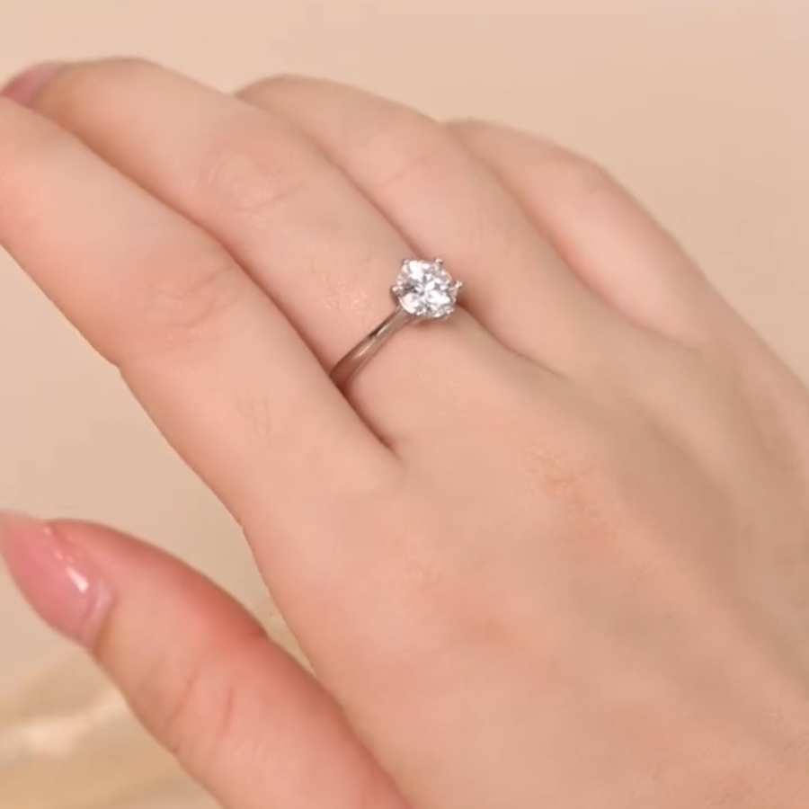 ELVORIA 6.5mm Moissanite Ring GRA – Platinum Plated 925 Sterling Silver