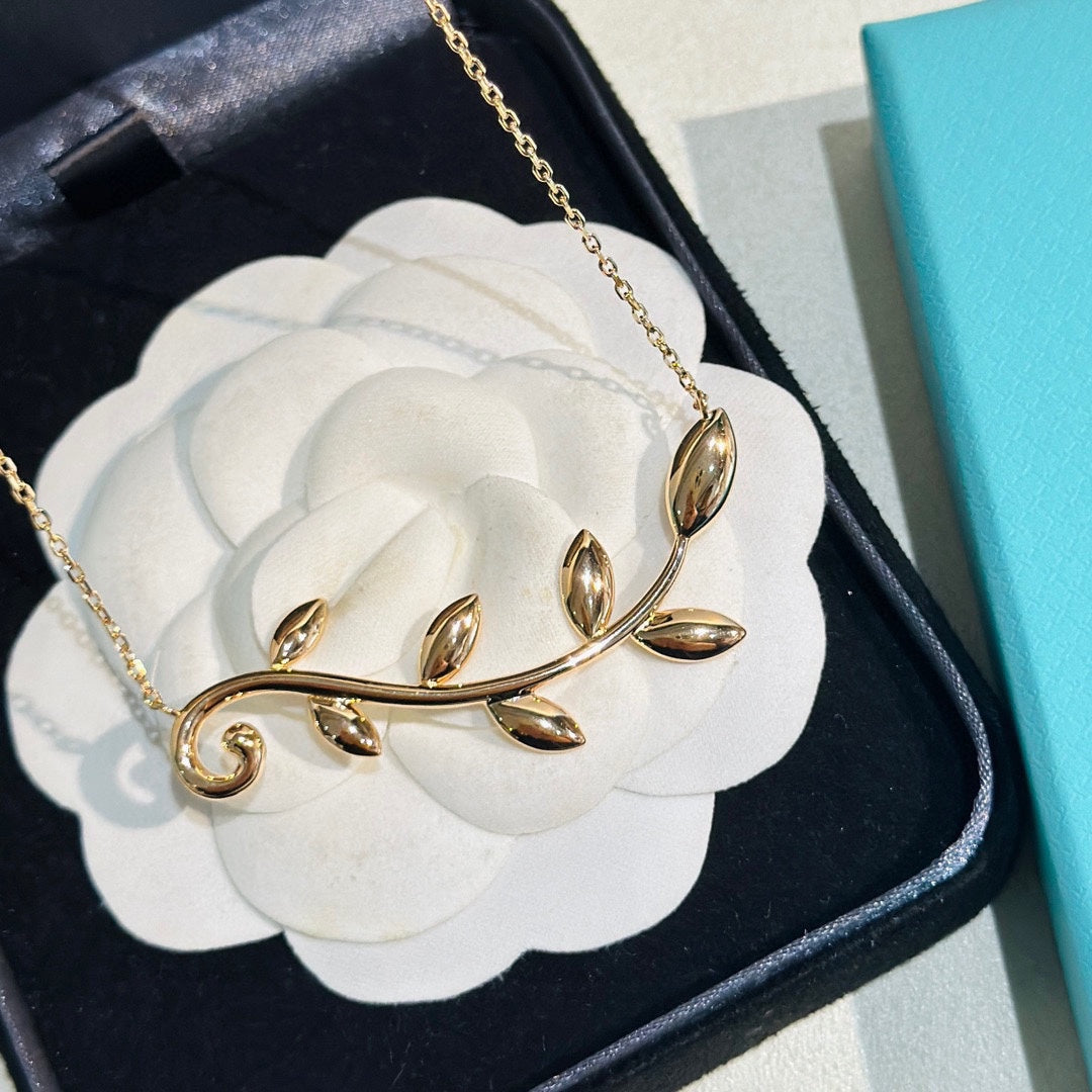 18K Celestial T Olive Leaf Vine Pendant Necklace