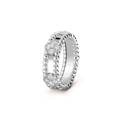 18K White Gold Perl̩e Clovers Ring