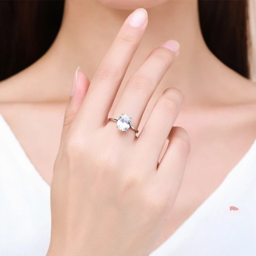 Luxury Oval Cut CZ Ring – 925 Sterling Silver