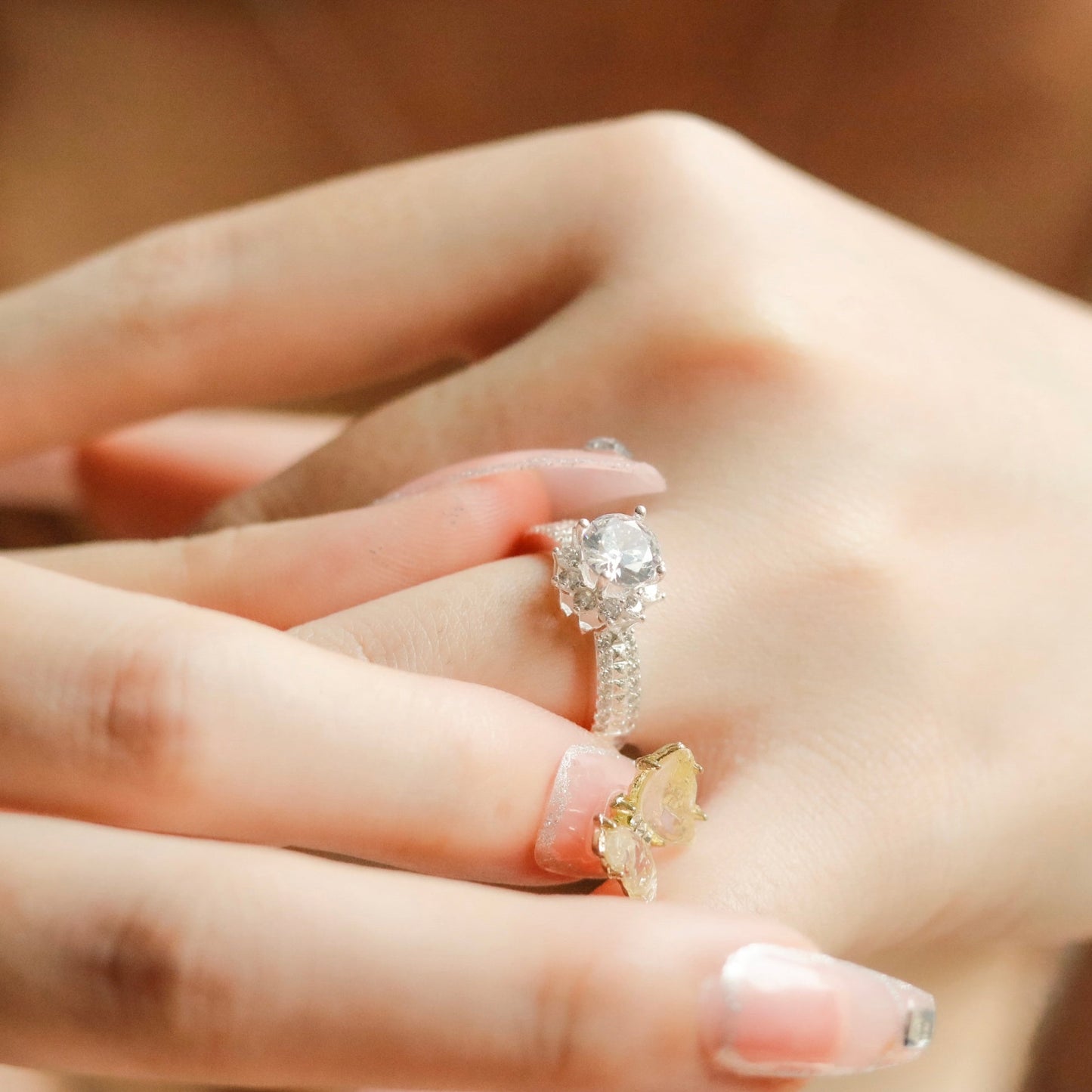 ELVORIA 6mm Moissanite Flower Ring GRA ELVDA07– Platinum Plated 925 Sterling Silver