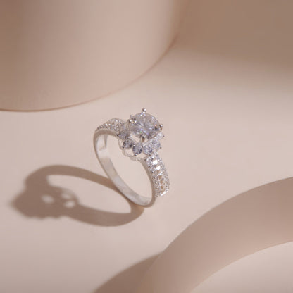 ELVORIA 5mm Moissanite Flower Ring GRA ELVDA07 – Platinum Plated 925 Sterling Silver