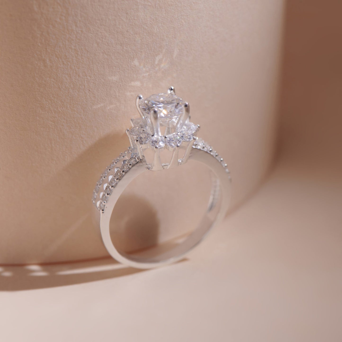 ELVORIA 6mm Moissanite Flower Ring GRA ELVDA07– Platinum Plated 925 Sterling Silver