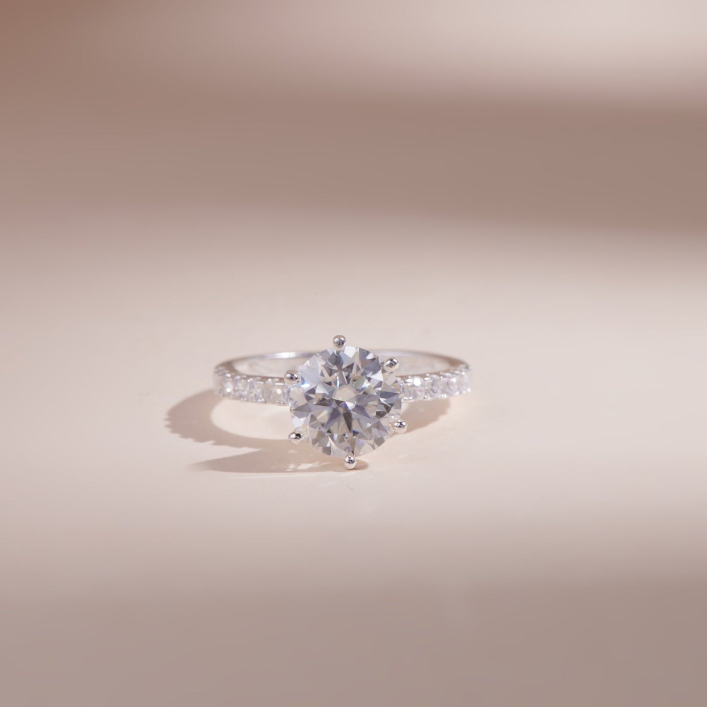 ELVORIA 7mm Moissanite Ring GRA – Platinum Plated 925 Sterling Silver