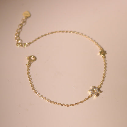 ELVORIA Roise Snowflake Bracelet – 18K Gold Plated 925 Sterling Silver