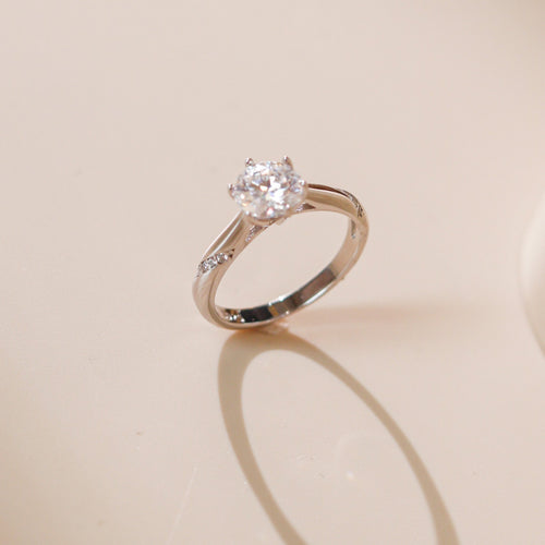 ELVORIA 6.5mm Moissanite Ring GRA – Platinum Plated 925 Sterling Silver