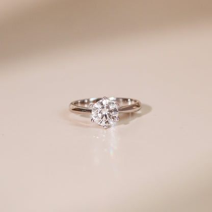 ELVORIA 6.5mm Moissanite Ring GRA – Platinum Plated 925 Sterling Silver