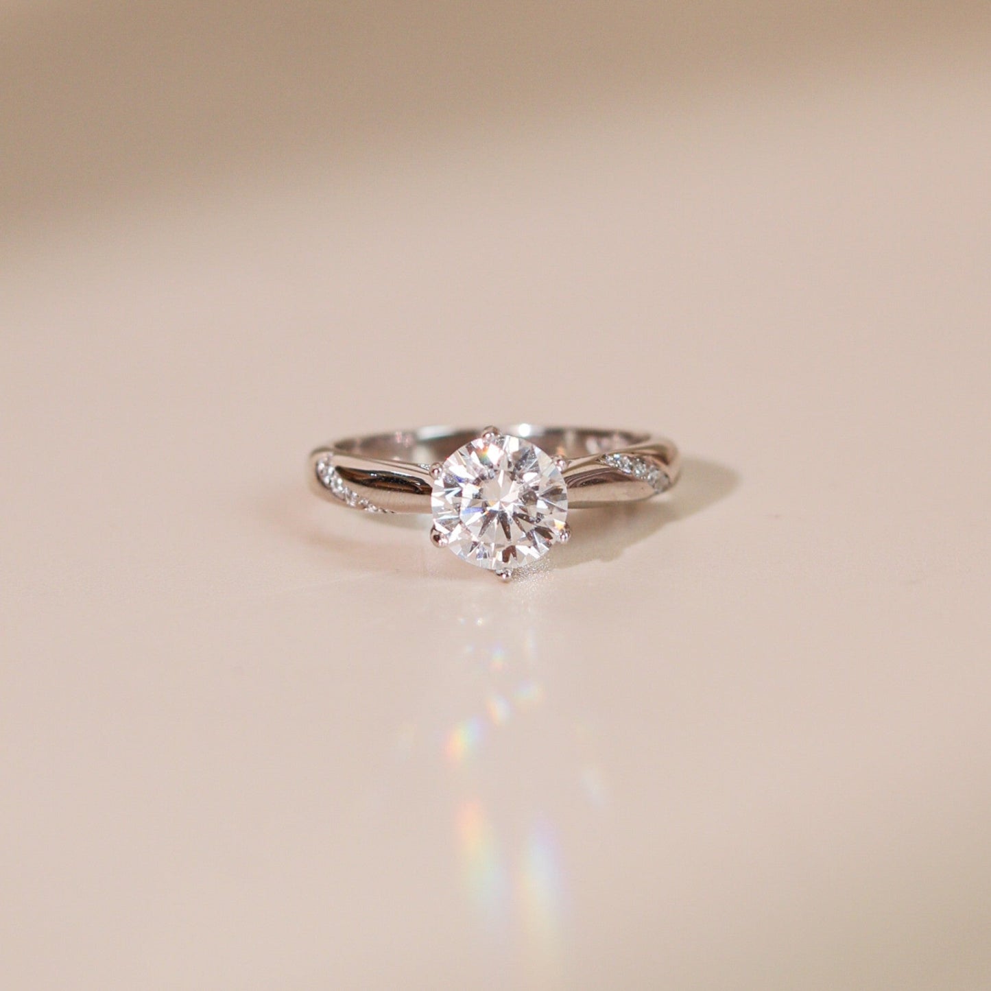 ELVORIA 6.5mm Moissanite Ring GRA – Platinum Plated 925 Sterling Silver