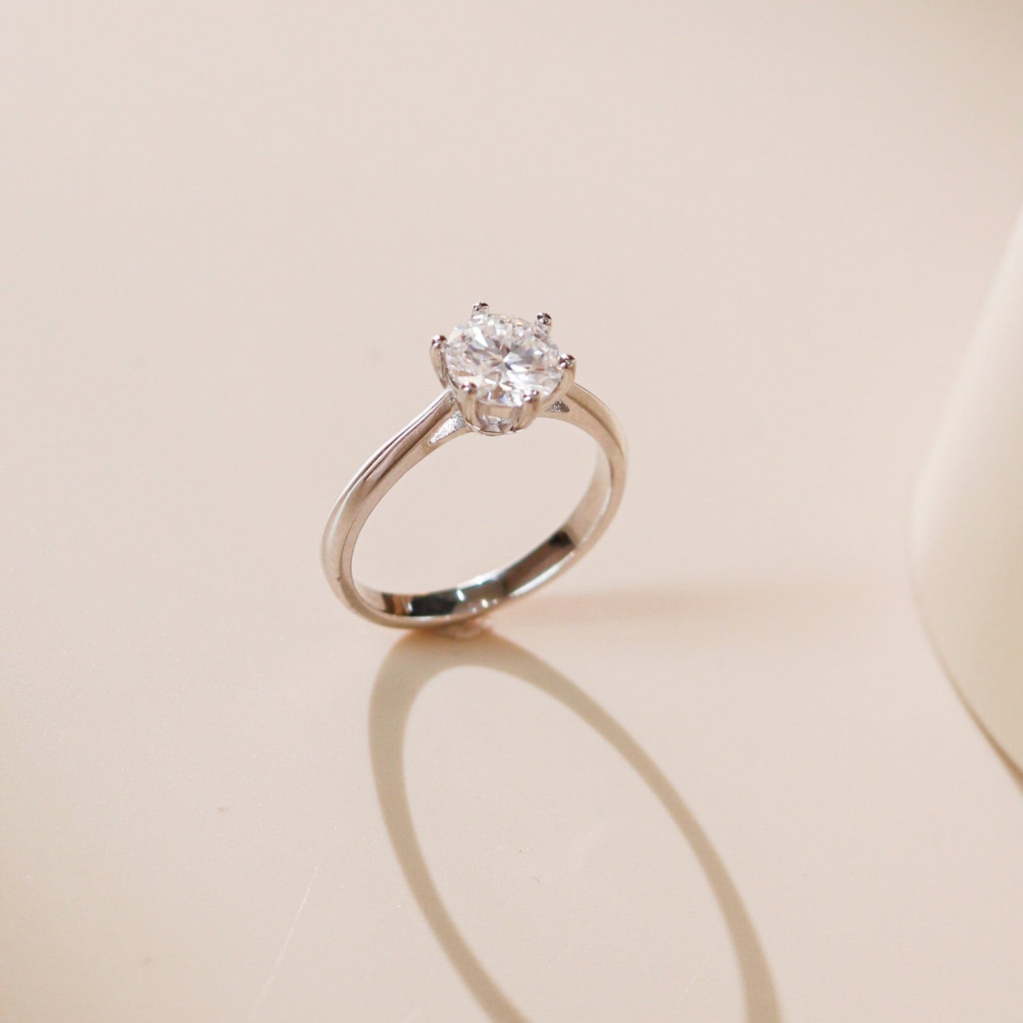 ELVORIA 6.5mm Moissanite Ring GRA – Platinum Plated 925 Sterling Silver