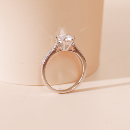 ELVORIA 6.5mm Moissanite Ring GRA – Platinum Plated 925 Sterling Silver