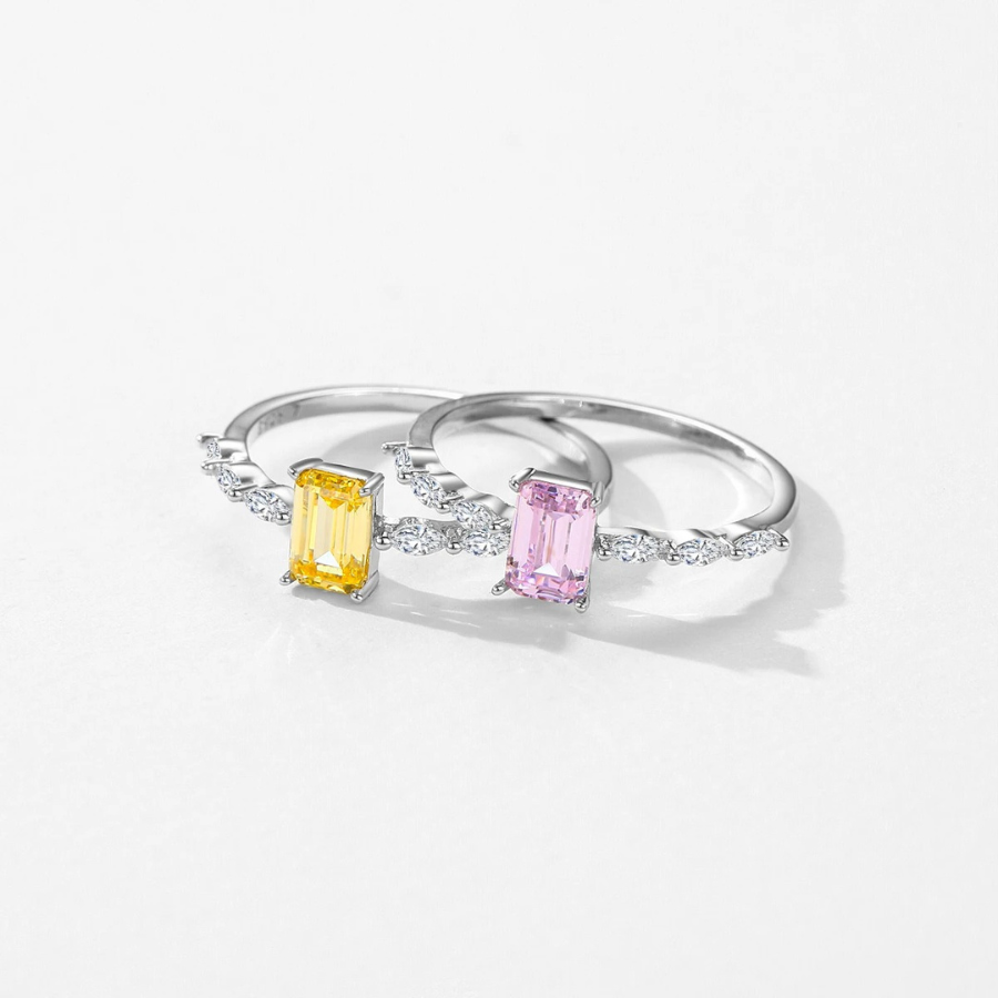 Elegant Emerald Cut Zirconia Ring – 925 Sterling Silver