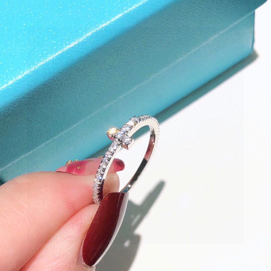 18K Celestial T Diamond Wire Ring