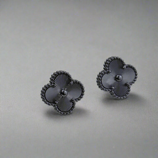 18K Vintage Alhambra Black Earrings