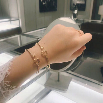 18K Celestial T Heart Key Wire Bracelet